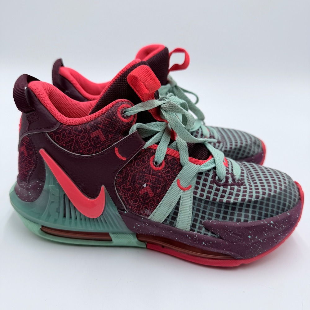 Nike LeBron Witness 7 GS Dark Beetroot Crimson FB8976-600 Size 4Y Womens 5.5 - Picture 7 of 10